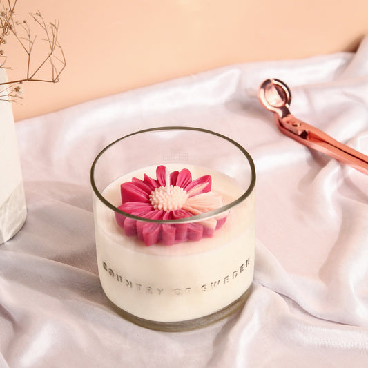 Crafted Candle – White Musk with Floral Topper